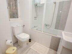 Apartment Sorta 写真