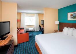 フェアフィールド イン & スイーツ テレ ホート