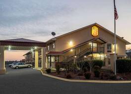 スーパー 8 バイ ウィンダム クリーブランド 写真