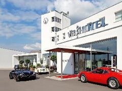 V8 Hotel Motorworld Region Stuttgart 写真