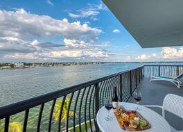 FUSION Resort Waterfront Suites 写真