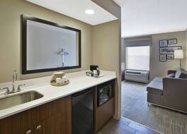 ハンプトン イン バイ ヒルトン コマース ノバイ 写真