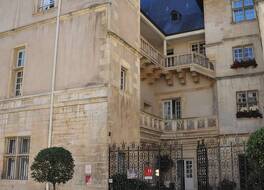 ホテル ドゥソンヴィレ 写真