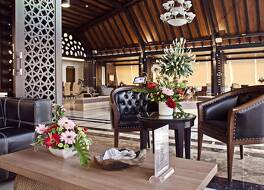 イジェン スイーツ リゾート アンド コンベンション 写真