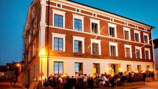 Donners Hotell