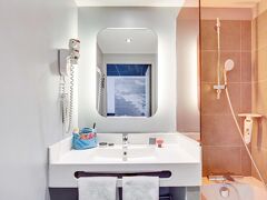 イビス スタイルズ パリ シャルル ド ゴール エアポート 写真