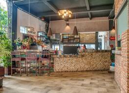 レッドドアーズ プラス ニア アカデミ ケポリシアン セマラン 3 写真