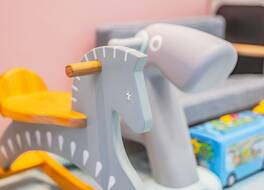 サンジュ アイ サラン キッズ プール ヴィラ 写真