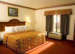 Pigeon River Inn 写真