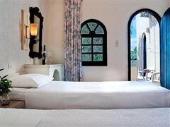 CHC コルヴィナ ビーチ ホテル 写真