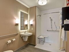 ホームウッド スイーツ バイ ヒルトン オーロラ ネイパービル 写真