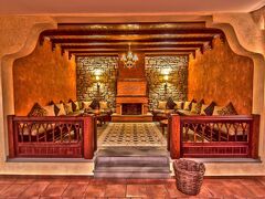 ホテル ドウピアニ ハウス 写真