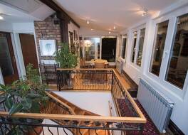 Halvat Guesthouse 写真