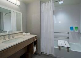 Home2 Suites by Hilton Grove City Columbus 写真