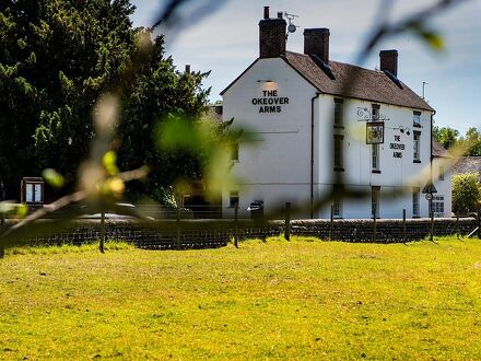The Okeover Arms 写真