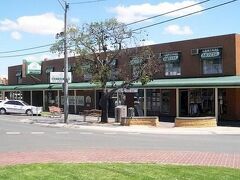 セントラル ヤラウォンガ モーター イン 写真