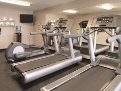 カントリー イン & スイーツ バイ ラディソン シダー フォールズ アイオワ 写真