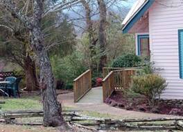 スモーキーズ ベッド アンド ブレックファスト 写真