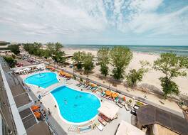 ホテル ババリア ブルー 写真