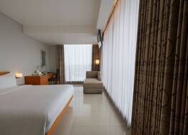 ザ キャピタル ホテル スラバヤ 写真