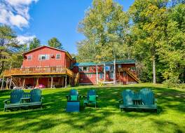 ティンバーホルム イン 写真