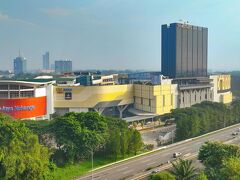 ダブルツリー バイ ヒルトン ジャカルタ ビンタロ ジャヤ 写真