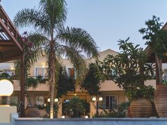 Helios Apartments 写真