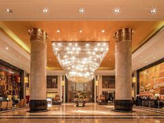 ヒルトン シアン 写真