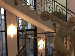 ホテル マルコーニ 写真