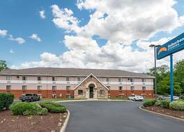 サバーバン スタジオズ ルイビル イースト 写真