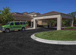 Courtyard by Marriott Chicago Highland Park/Northbrook