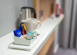 ホリデイ イン エクスプレス ロンドン ヒースロー T4 バイ IHG 写真