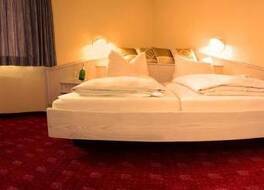 ホテル ダス クライネ リッツ 写真