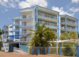 White Crest Apartments 写真