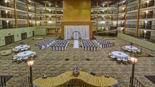 Clarion Hotel & Suites Conference Center Memphis Airport