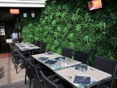 ホテル ル ムートン ブラン 写真