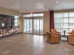 ホームウッド スイーツ バイ ヒルトン カルガリー エアポート 写真