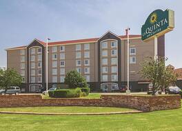 La Quinta Inn & Suites by Wyndham Oklahoma City - NW Expwy