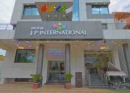ホテル J P インターナショナル