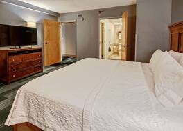 ハンプトン イン & スイーツ ピジョン フォージ オン ザ パークウェイ 写真