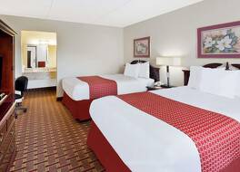 ホテル ボー アデイズ イン バイ ウィンダム チャタヌーガ ダウンタウン 写真