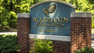 Williamsburg Woodlands Hotel - A Colonial Williamsburg Hotel
