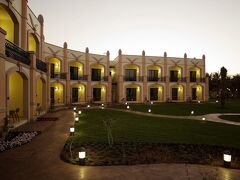 アル アイン ロタナ 写真