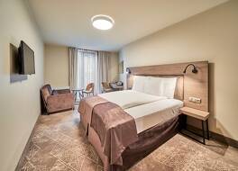 Wellton Riverside SPA Hotel 写真