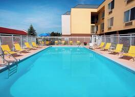 フェアフィールド イン アンド スイーツ バイ マリオット メリルビル 写真