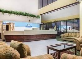 デイズ イン バイ ウィンダム インディアナポリス ノースイースト 写真