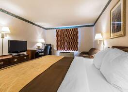 クオリティ イン & スイーツ エバンズビル ノース 写真