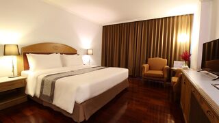 グランド タワー イン ラマ VI ホテル