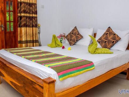 ラティカ ホームズ 写真