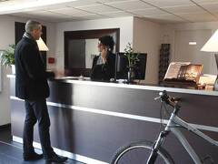 アドニス カルカソンヌ 写真